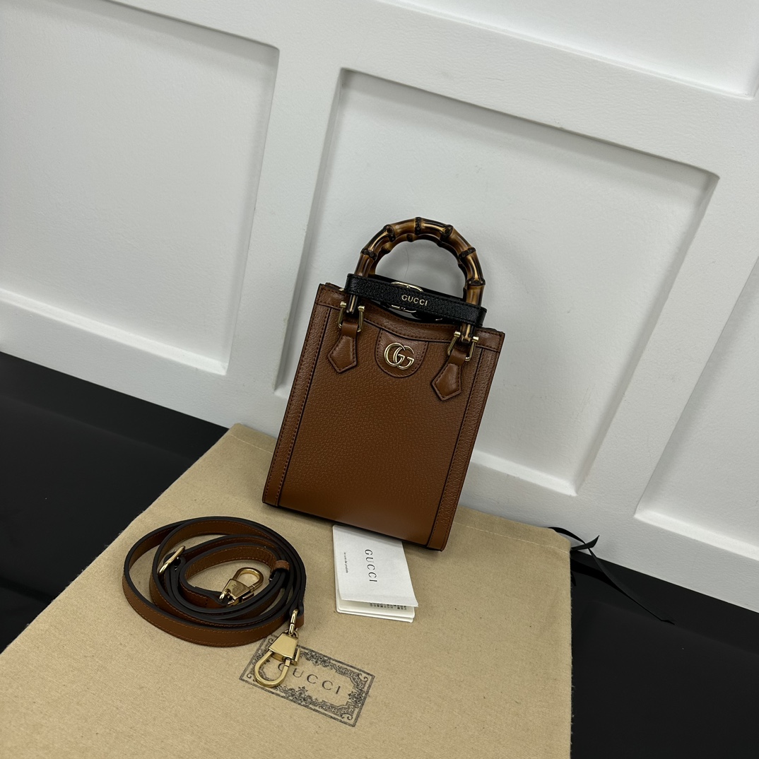 Gucci Satchel Bags